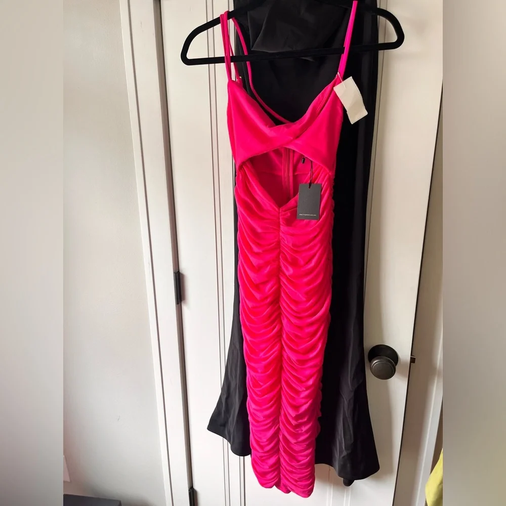 NWT Revolve x Michael Costello $258 Davie Midi Dress in Hot Pink Ruched XS - Picture 7 of 8